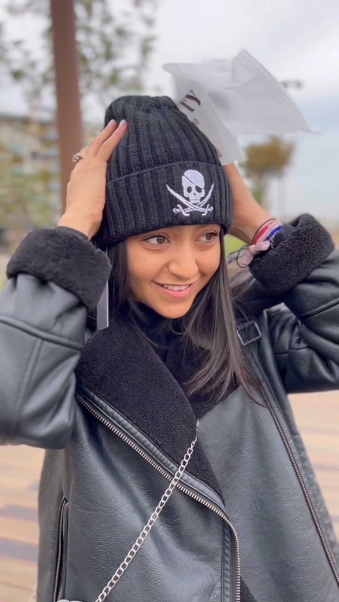 cappello lana bounty